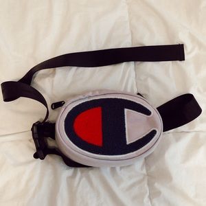 CHAMPION fanny pack